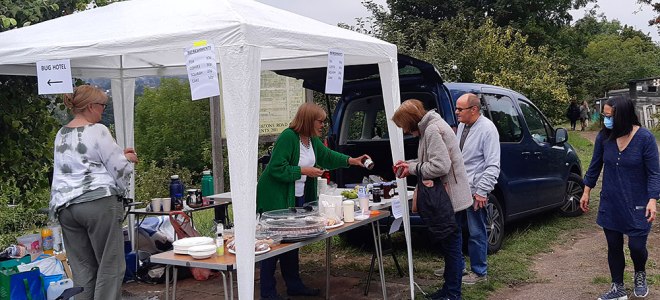 Brisk trade in the refreshment marquee. Lemon drizzle cake was a winner.