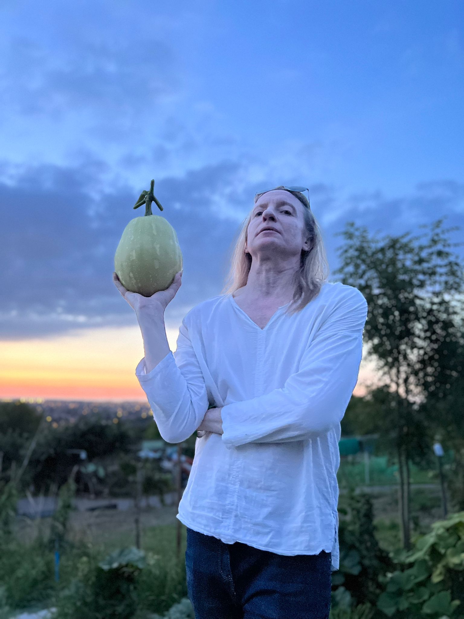 D with butternut squash in Hamlet pose